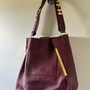 Stuart Weitzman Leather Burgundy Bag 💼 EUC next day ship 💕